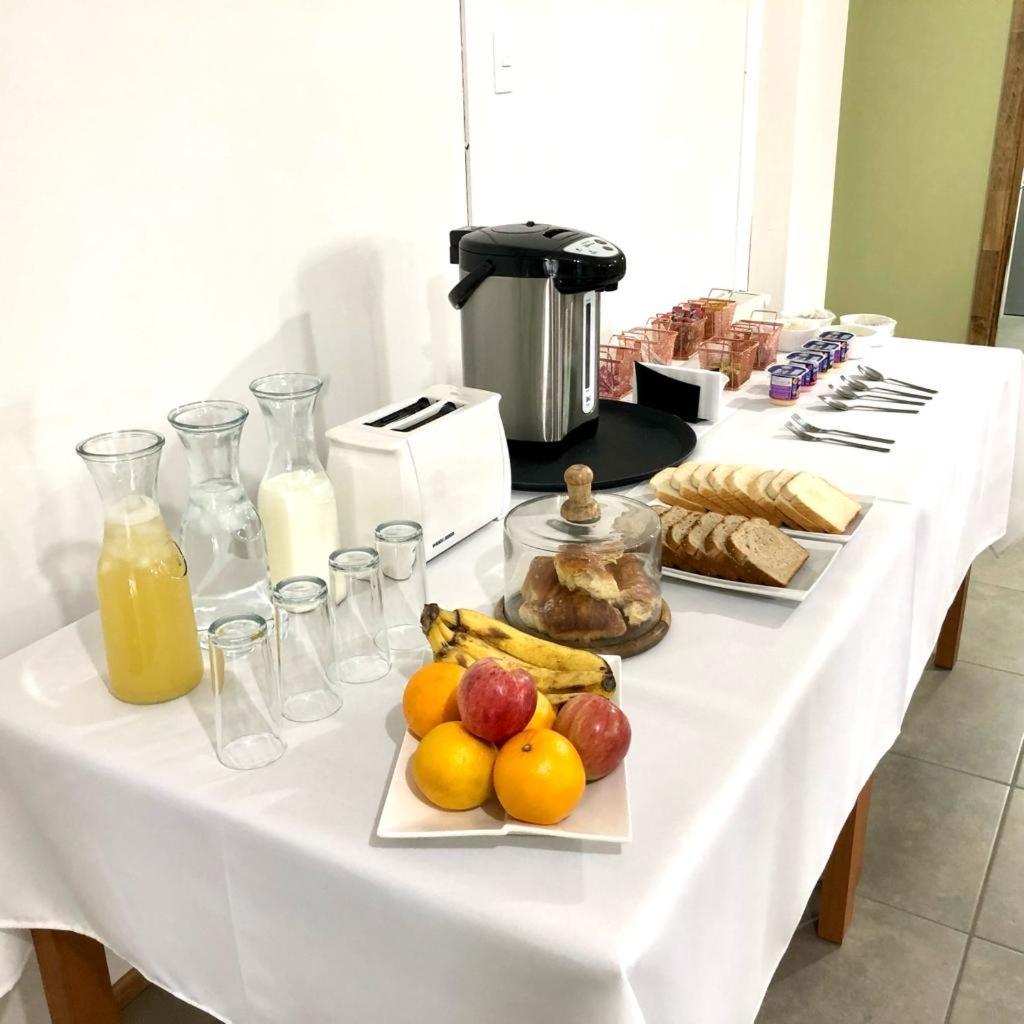 Terra Hostal Пуерто Наталес Екстериор снимка