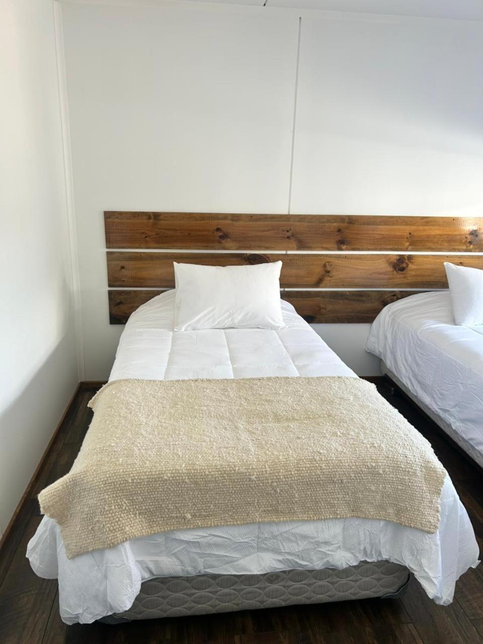 Terra Hostal Пуерто Наталес Екстериор снимка